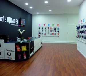 HolaMobi compra la cadena Movilredpublic