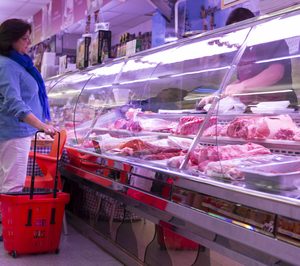 La cesta de la compra más llena por la bajada de precios en 2014