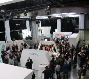 Siemens presenta su catálogo de electrodomésticos ante 450 clientes