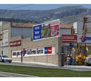 Guillermo García Muñoz estrena punto de venta