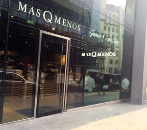 Más Q Menos abre su tercer local en Londres y el segundo en la isla de Mallorca