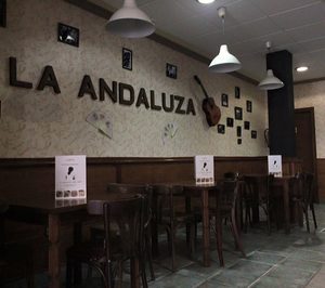 La Andaluza Low Cost amplía presencia en Alicante, Tarragona y Badajoz