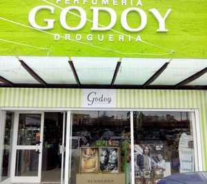 Perfumerías Godoy avanza en su expansión y reorganización