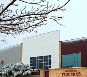 Bodegas Piqueras invierte y sigue creciendo en los mercados exteriores