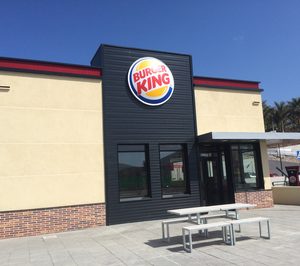 Megafood continúa con Burger King su expansión en Canarias