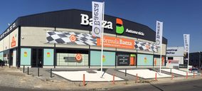 Baeza inaugura instalaciones y autoservicio