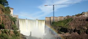 Tres grúas Linden Comansa en la presa de Cambambe, Angola