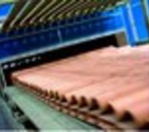 La CNMC sanciona con 57,7 M a 18 empresas vinculadas al sector del cartón ondulado