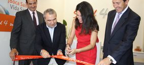 Mapfre inaugura una clínica dental en Badajoz y abre un policlínico en Alicante