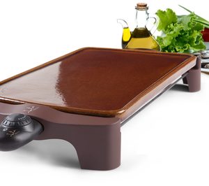 Jata, única con su plancha de asar de terracota