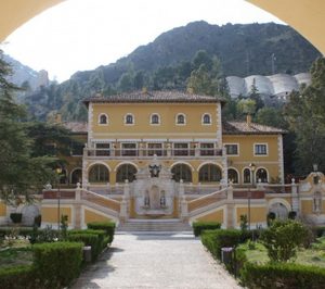 El Cenajo abre finalmente sus puertas