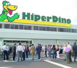 Dinosol Supermercados sigue de compras