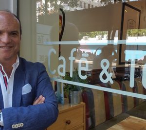 Compañía del Trópico Café y Té ficha a Ramón López Ponte