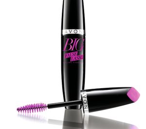 Avon lanza la nueva máscara de pestañas Big & False
