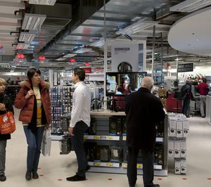 Leve descenso de las ventas de Grupo Darty en el 1T