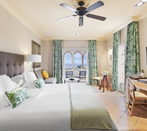 El Gran Hotel Bahía del Duque finaliza la renovación de sus habitaciones