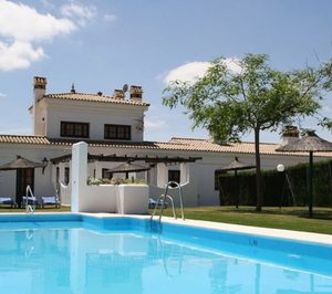 Tugasa se disolverá y una nueva empresa pública explotará sus hoteles