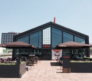 Viena refuerza su presencia en Cataluña