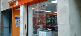 Unebsa abre una tienda Expert en Girona