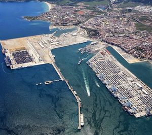 El Puerto de Algeciras vuelve a crecer, tras nueve meses de caída