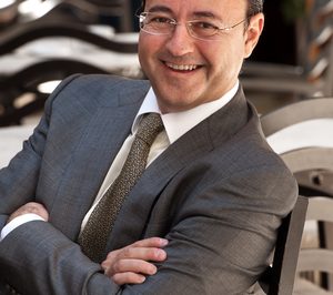 Fehrcarem nombra a Octavio Llamas como su nuevo presidente