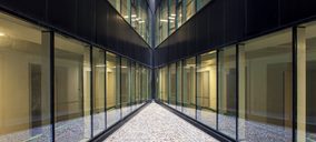 Cuatro empresas se reparten el mobiliario clínico del Hospital de Vigo