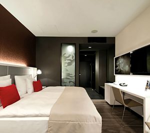 Riu innova de la mano del digital signage de IP+D en su nuevo hotel en Berlín