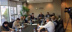 La CETM lamenta el olvido político hacia el transporte de mercancías por carretera