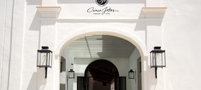 Sánchez Romero Carvajal-Jabugo remodela su complejo y pacta un acuerdo con Vall Companys