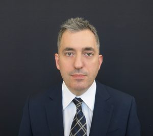 Equivalenza continúa renovando su directiva