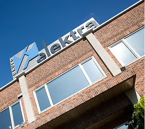 Elektra cierra tienda y traslada operativa