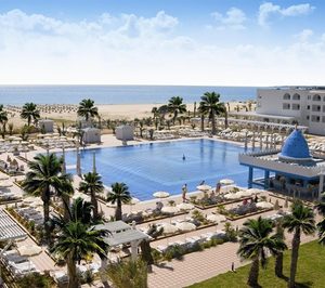 Riu deja sus 10 hoteles de Túnez