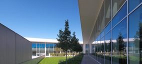 Dejar pasar la luz, no el frío ni el calor: el vidrio como elemento de control térmico