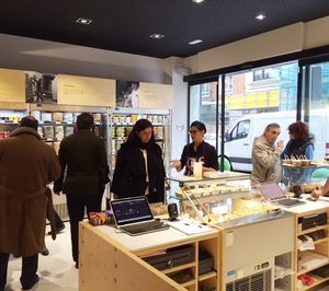 Nostrum inaugura junto al Guggenheim