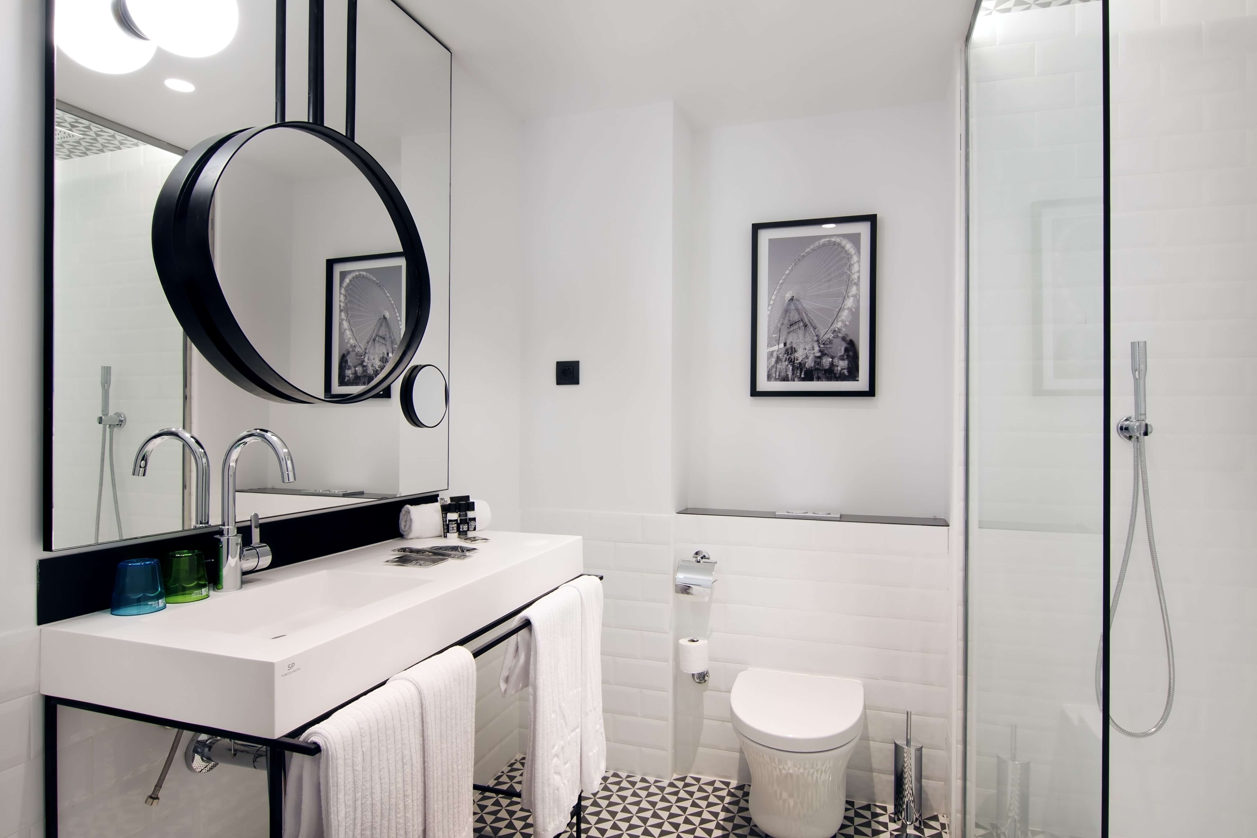 Luis Felipe Mendieta (One Shot): 