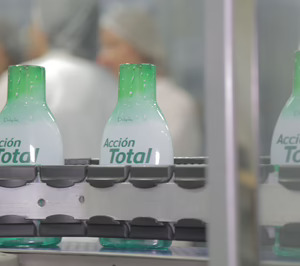 Cosmoral seguirá invirtiendo tras elevar ventas y volumen en 2015