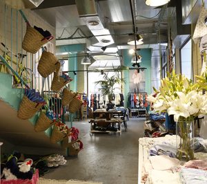 Carrefour ha inaugurado su primera tienda efímera en Valencia