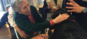 Amma incorpora terapia con animales en otras dos residencias