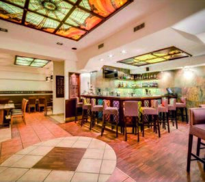 Royal 5 International inicia su actividad con la apertura de dos restaurantes en Barcelona