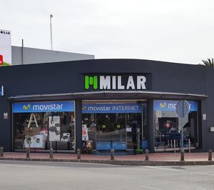Milar Comelsa instala nuevas pantallas LED en sus tiendas