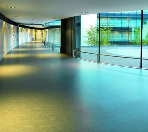 Tarkett instalará una nueva línea en su planta de Polonia