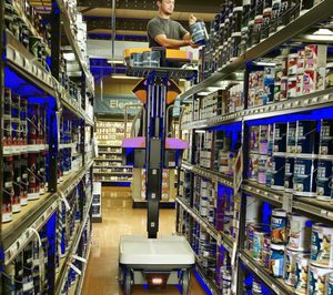 Crown presenta la nueva generación de Work Assist Vehicle