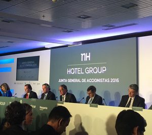 La Junta de Accionistas de NH aprueba la salida de los consejeros de HNA