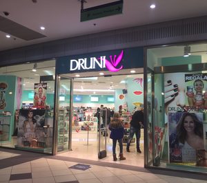 Druni reorganiza sus activos con  menos aperturas y más cierres