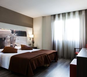 Un conocido hotel de Granada concluye su reforma integral