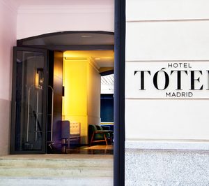 Abre sus puertas Tótem