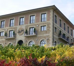 Luis Cañas continúa invirtiendo en su nueva bodega de Samaniego