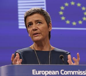 Bruselas multa con 3.000 M a cinco fabricantes de camiones