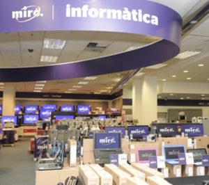 Miró empieza a cerrar las  tiendas de su plan de reestructuración