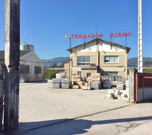 Terrazos Riego también cae